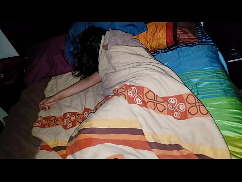 ❤️ Stepson yana dukan mahaifiyar mahaifiyarsa yayin da take barci. ❤ Ingantacciyar batsa ️❤